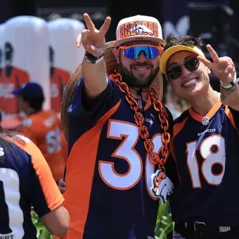 Denver Broncos Fan Fest en campus Santa Fe