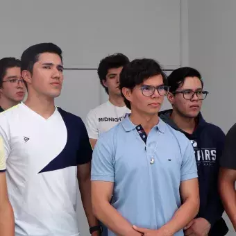 Estudiantes de HPLP en una de las actividades del programa de liderazgo