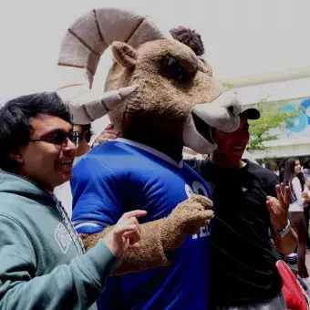 Celebración estudiantil del 80 aniversario del Tec.