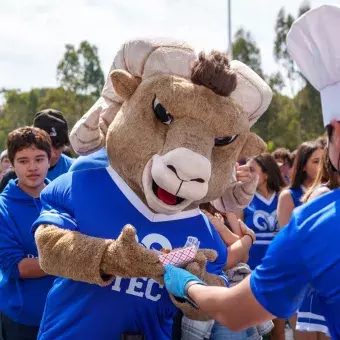 Teus también disfrutó de los chilaquiles