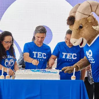 Celebración estudiantil 80 aniversario Tec