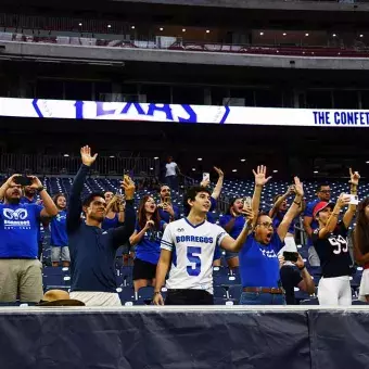 Clásico Borregos Monterrey contra Auténticos Tigres en Houston.