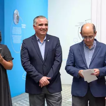 Directivos del Tec, consejeros y comunidad, en la inauguración de la exposición