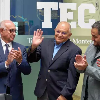 Directivos del Tec, consejeros y comunidad, en la inauguración de la exposición