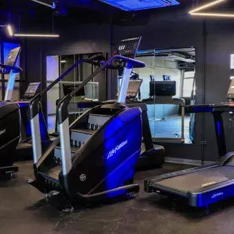 Caminadoras en el nuevo gym de PrepaTec Querétaro