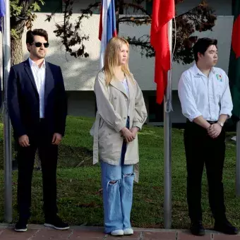 La conmemoración inició en el Recorrido de las Banderas.