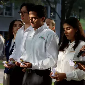 Los mensajes de unión por parte de alumnos se hicieron presentes.