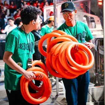 Voluntarios en FIRST Regional Laguna 2024