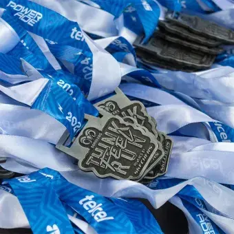 Medallas entregadas a los participantes 