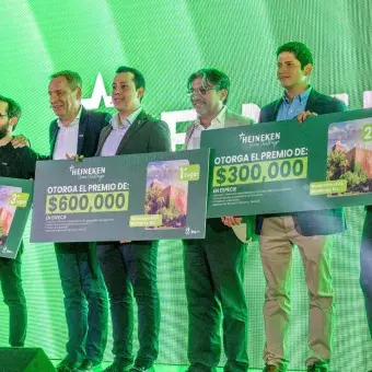 ganadores del reto HEINEKEN 2024 en incmty summit