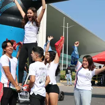 Por sexto año, la Escuela de Ingeniería y Ciencias y la Sociedad de Estudiantes de Ingeniería del Tecnológico de Monterrey en Cuernavaca llevaron a cabo la carrera de autos sin motor, Downhill Challenge Racer.