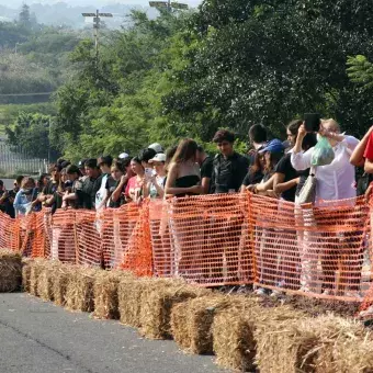 Por sexto año, la Escuela de Ingeniería y Ciencias y la Sociedad de Estudiantes de Ingeniería del Tecnológico de Monterrey en Cuernavaca llevaron a cabo la carrera de autos sin motor, Downhill Challenge Racer.