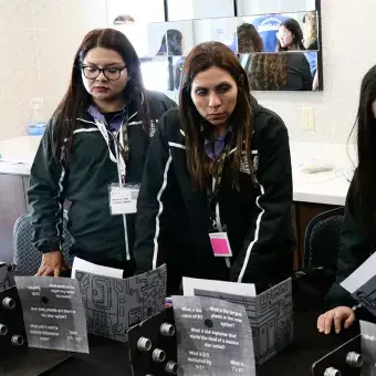 Estudiantes del Tec campus Cuernavaca impartieron un taller en la Space Exploration Educators Conference 2026 de la NASA en Houston, compartiendo competencias STEM y de exploración espacial.