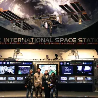 Estudiantes del Tec campus Cuernavaca impartieron un taller en la Space Exploration Educators Conference 2026 de la NASA en Houston, compartiendo competencias STEM y de exploración espacial.