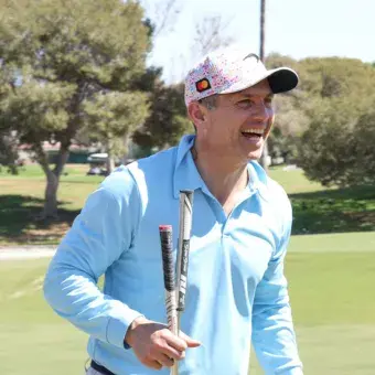 Golfista participando en Torneo de Golf EXATEC Blue Open 2026 del Tec de Monterrey campus Laguna