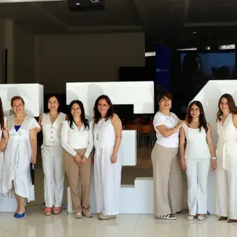 Congreso en PrepaTec reunió especialistas y familias para abordar retos adolescentes, destacando el vínculo familiar, comunicación y educación en valores como clave para prevenir conductas de riesgo.