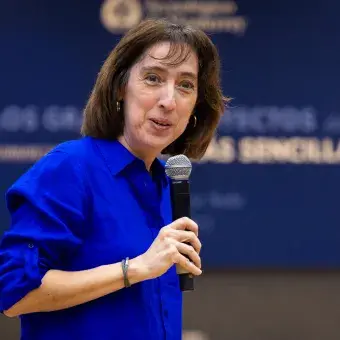 Jueces del evento hicieron recomendaciones a los expositores.