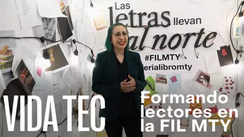 Profesora y líder del programa juvenil de la FIL Mty, Susana Ruiz